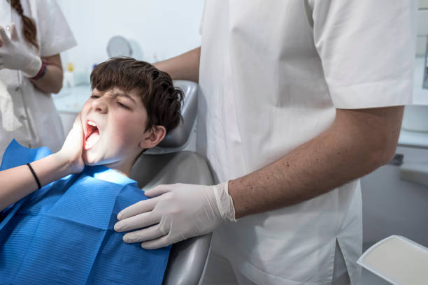 Best Emergency Care for Gum Disease in Vinton, IA